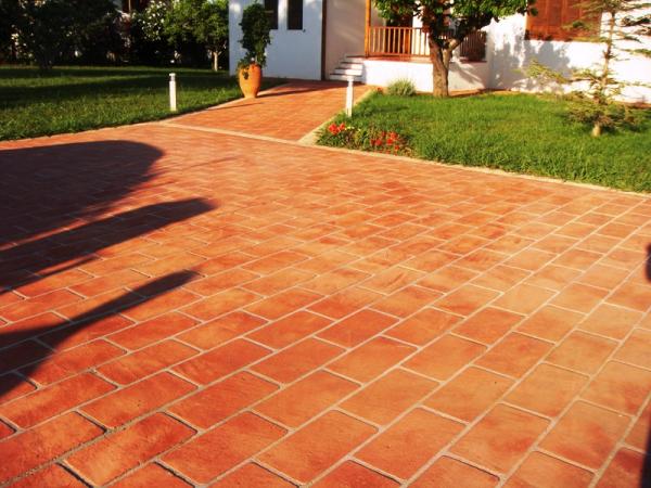Stencil Concrete Spray