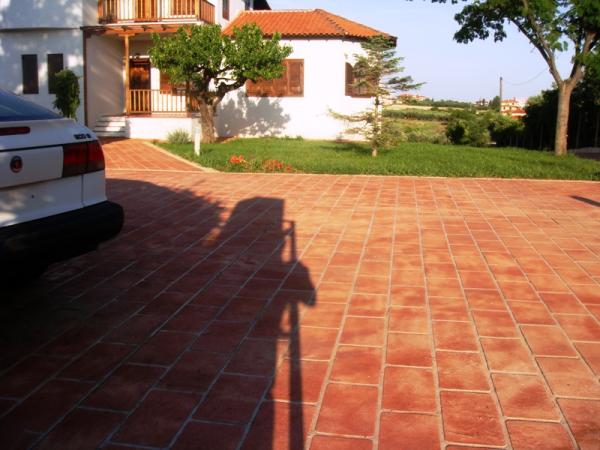 Stencil Concrete Spray
