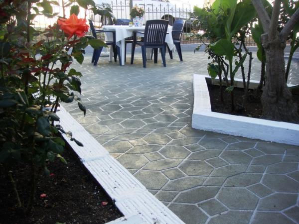 Stencil Concrete Spray
