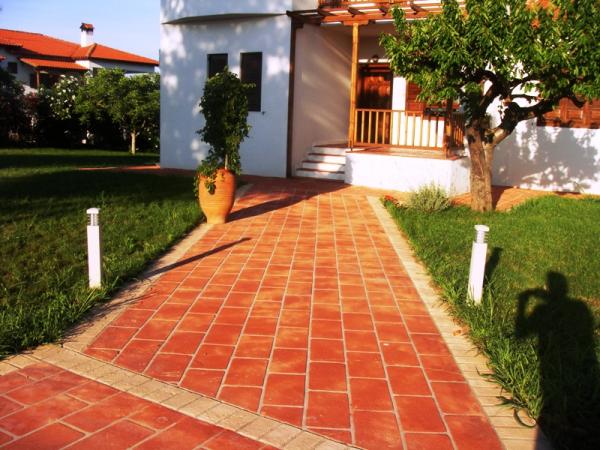 Stencil Concrete Spray