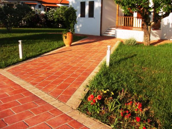 Stencil Concrete Spray